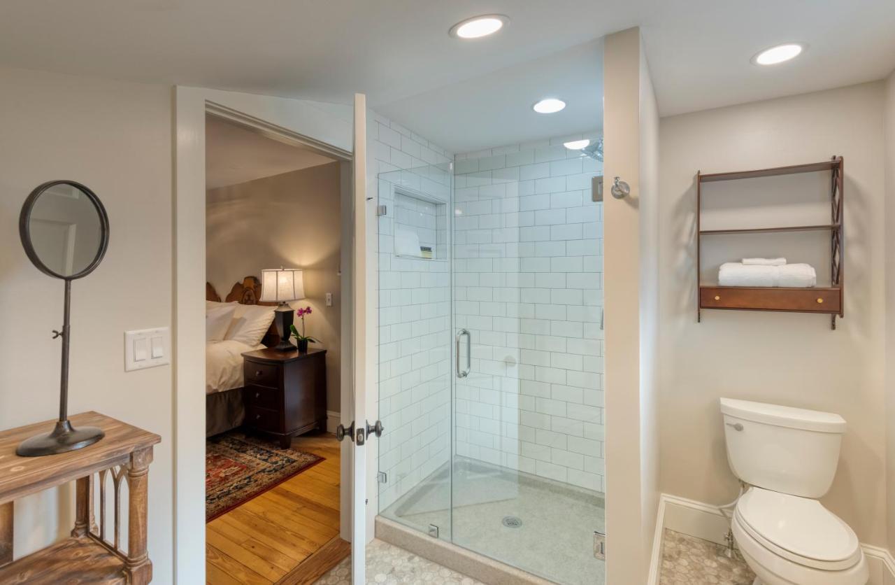 The Park Inn Hammondsport Bagian luar foto